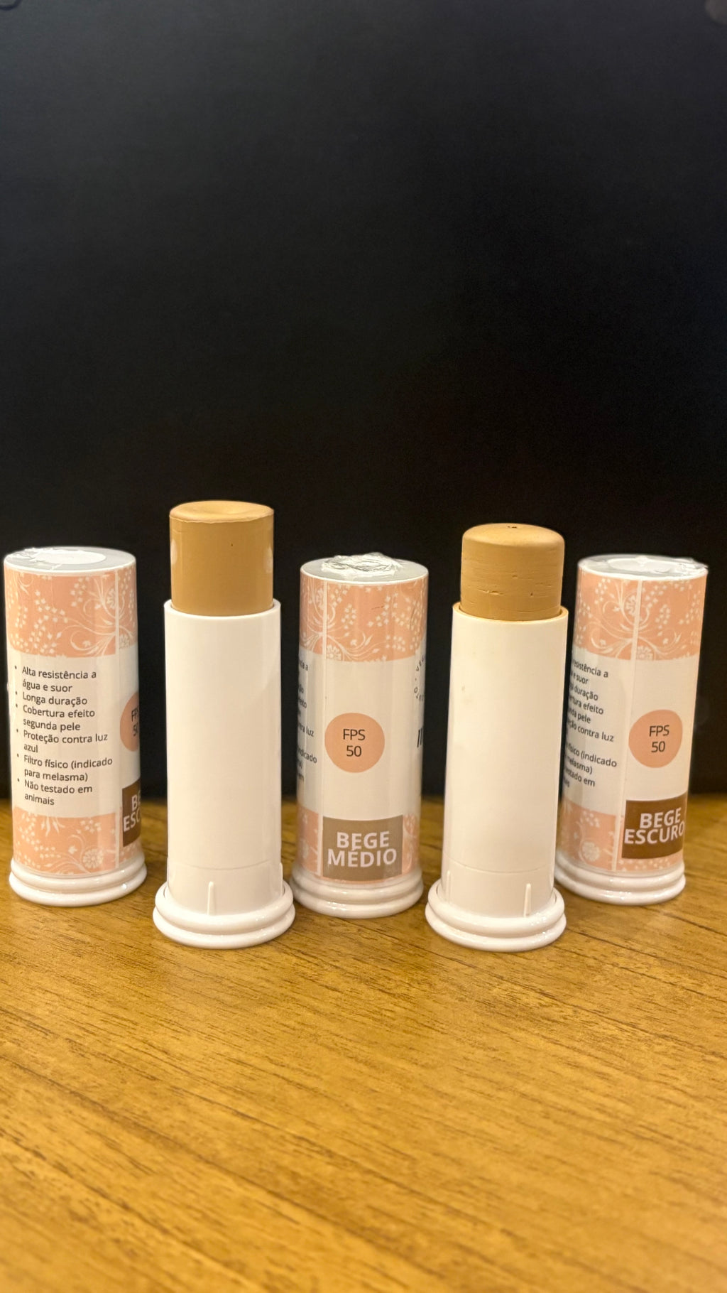 Protetor Solar Físico Vegano Natural Tonalizante em Bastão FPUVA 20 – FPS 50 – 15g